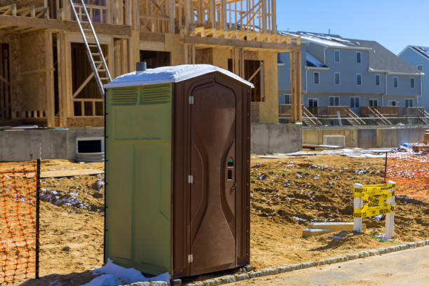 Portable Toilet Options We Offer in Gladstone, MO